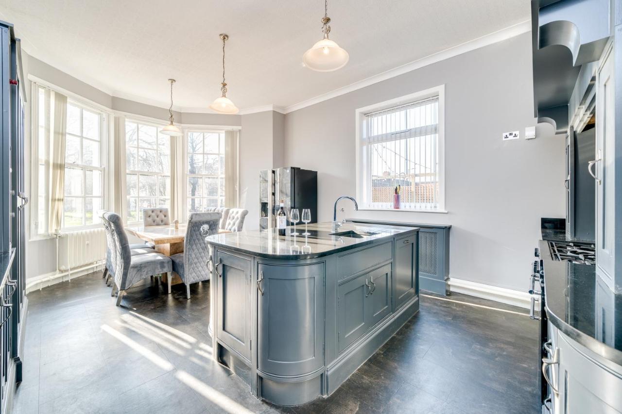 Wakefield Town House Villa Buitenkant foto