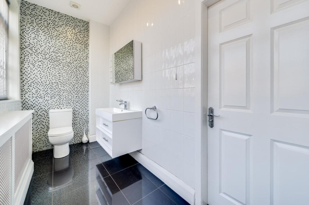 Wakefield Town House Villa Buitenkant foto